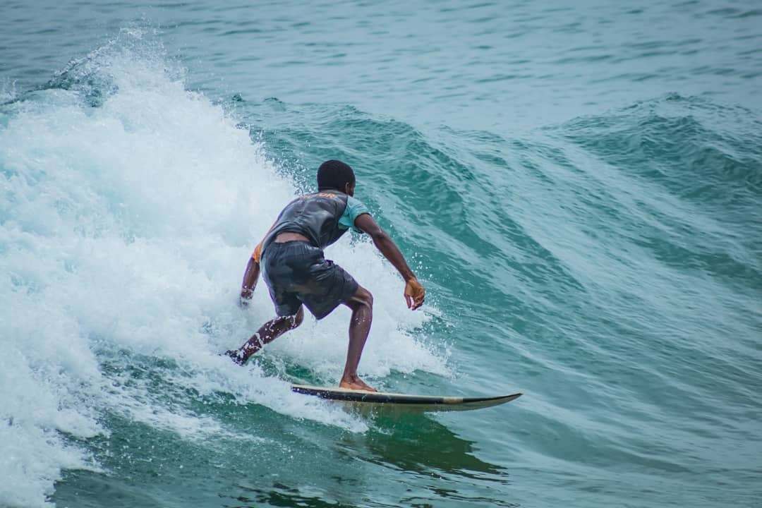 KIONDA – Surf